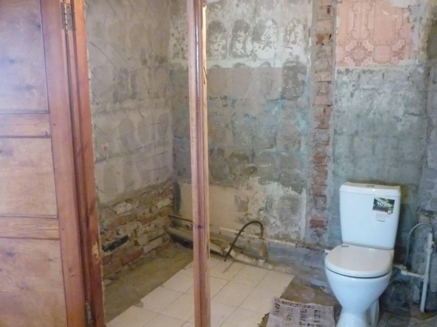 Как законно убрать перегородку в санузле: пошаговое руководство